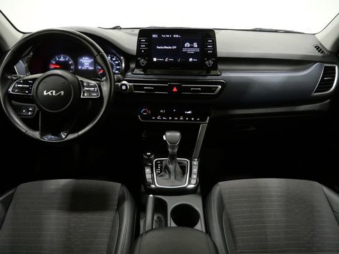 Used 2023 Kia Seltos S image 11