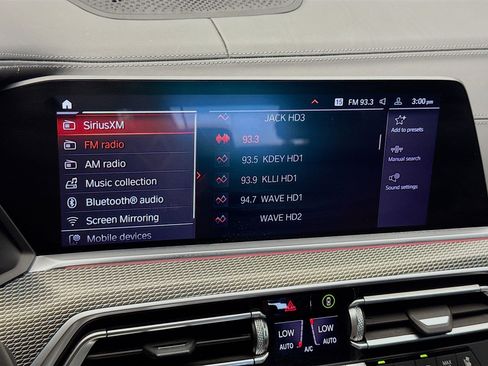 Used 2019 BMW X5 xDrive50i w/ M Sport Package AWD/4WD image 11