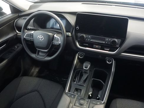 New 2026 Toyota Grand Highlander AWD image 28