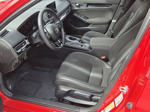 Used 2025 Honda Civic Sport image 8