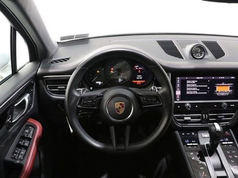 Used 2023 Porsche Macan S AWD/4WD image 13