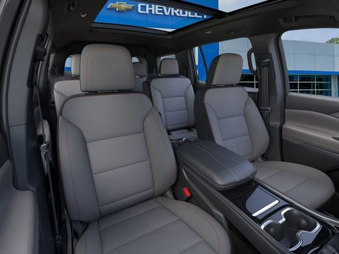 New 2026 Chevrolet Traverse LT w/ Sun and Wheel Package image 24