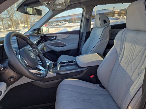 New 2026 Acura MDX SH-AWD w/Advance image 19