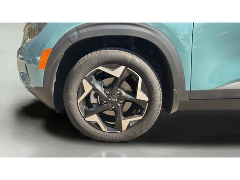 Used 2024 Kia Seltos EX FWD image 40