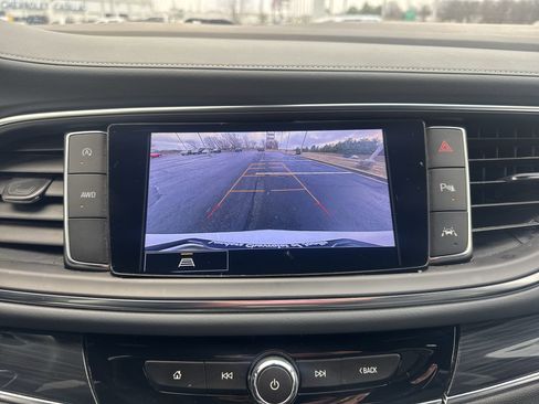 Certified 2024 Buick Enclave Essence image 17