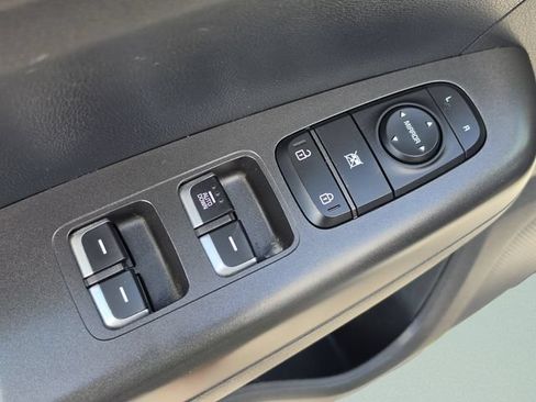 Used 2022 Kia Sportage LX FWD image 27
