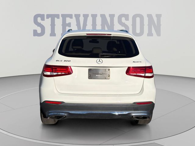 Used 2018 Mercedes-Benz GLC 300 4MATIC image 4