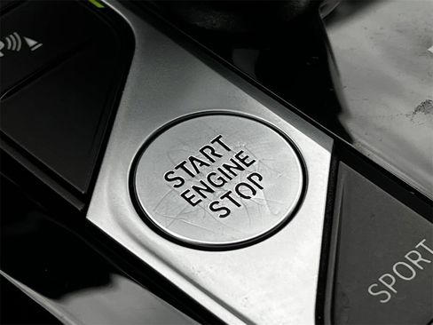 Used 2022 BMW X3 M40i w/ Parking Assistance Package image 19