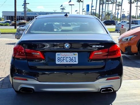 Used 2019 BMW 530e w/ M Sport Package image 5