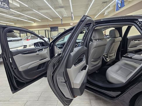 Used 2017 Cadillac XTS Luxury w/ Driver Awareness Package FWD image 15