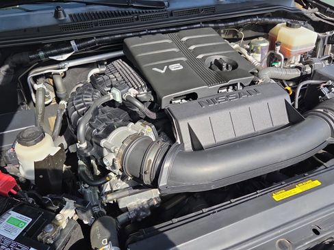 Used 2021 Nissan Frontier SV image 17