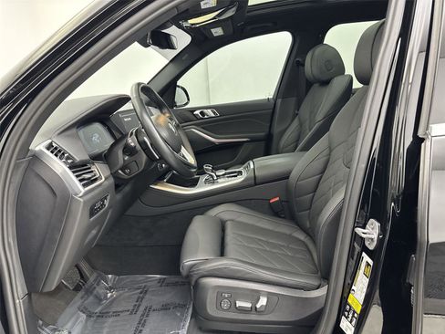 Used 2023 BMW X5 xDrive40i w/ Climate Comfort Package image 25