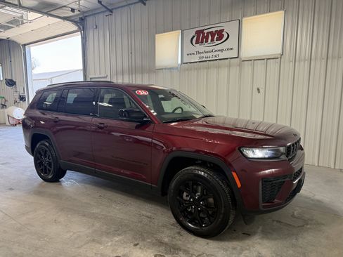 New 2026 Jeep Grand Cherokee L 4WD image 1