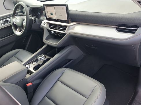 New 2026 Ford Explorer Active w/ Active Comfort Package image 45