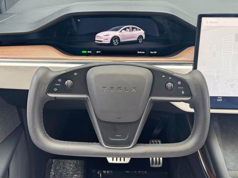 Used 2022 Tesla Model X AWD/4WD image 18