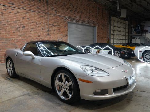 Used 2008 Chevrolet Corvette Coupe image 3