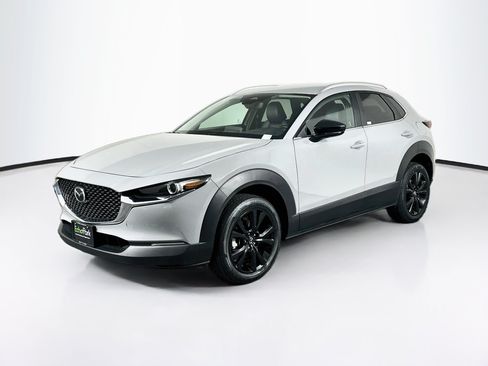 Used 2025 MAZDA CX-30 AWD 2.5 S w/ Select Sport Pkg image 3
