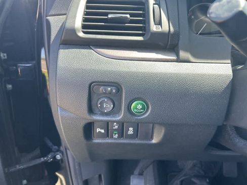 Used 2023 Honda Passport EX-L image 12