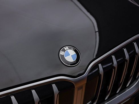 Used 2025 BMW X1 xDrive28i image 5