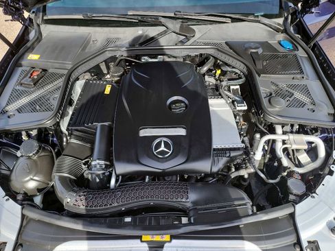 Used 2016 Mercedes-Benz C 300 4MATIC Sedan image 32