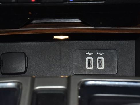 Used 2016 Ford F150 Lariat w/ Equipment Group 502A Luxury image 21