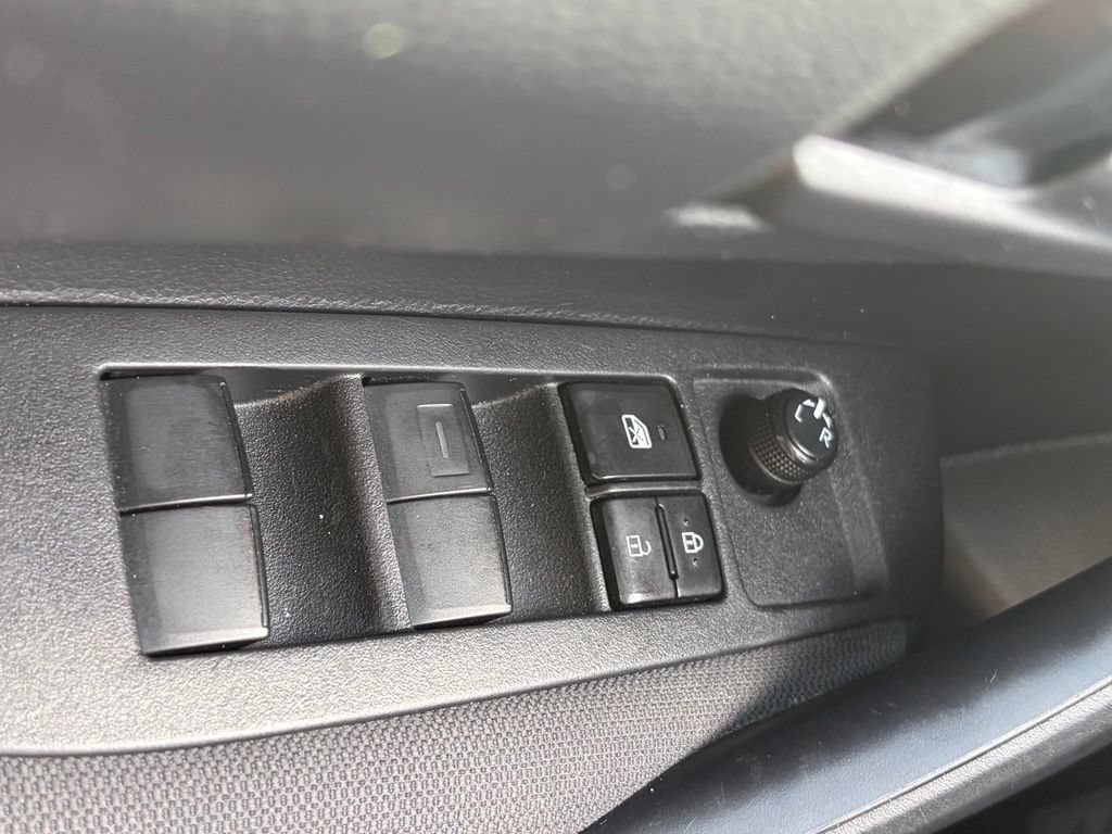Used 2023 Toyota Corolla LE FWD image 44