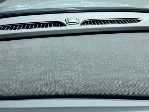 Used 2025 Buick Envista Preferred image 17