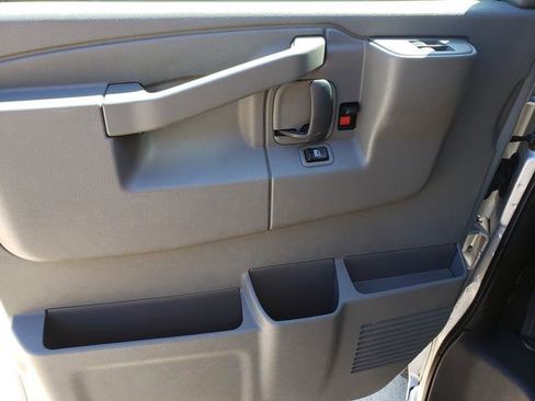 Used 2016 Chevrolet Express 2500 LS image 11