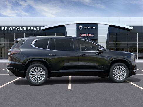 New 2026 GMC Acadia Denali FWD image 5