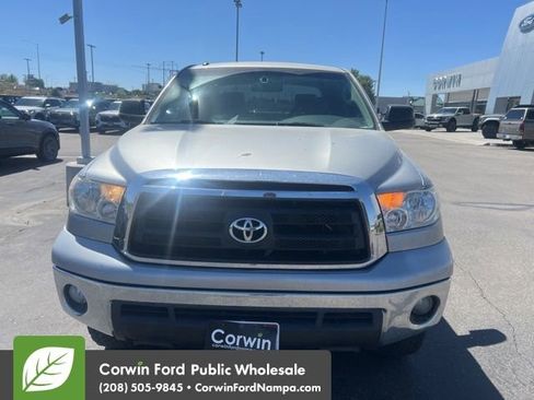 Used 2010 Toyota Tundra 4x4 CrewMax image 2