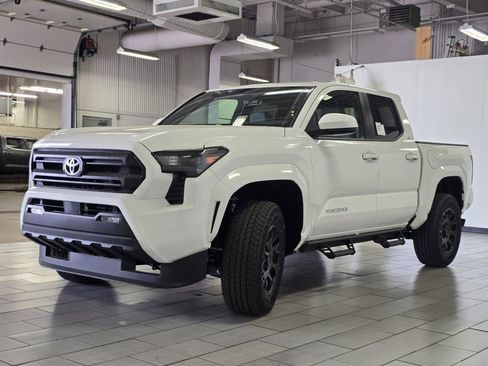 New 2026 Toyota Tacoma SR5 AWD/4WD image 11
