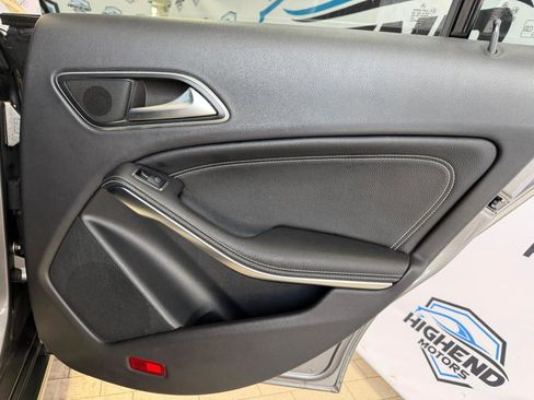 Used 2018 Mercedes-Benz CLA 250 4MATIC w/ Premium Package image 21