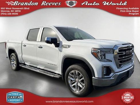 Used 2019 GMC Sierra 1500 SLT w/ X31 Off-Road Package AWD/4WD image 3