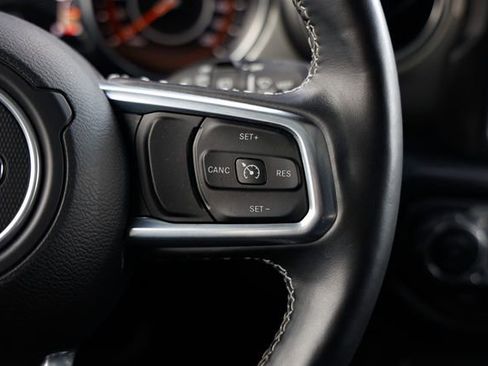 Used 2022 Jeep Wrangler Unlimited Sahara w/ Cold Weather Group image 28