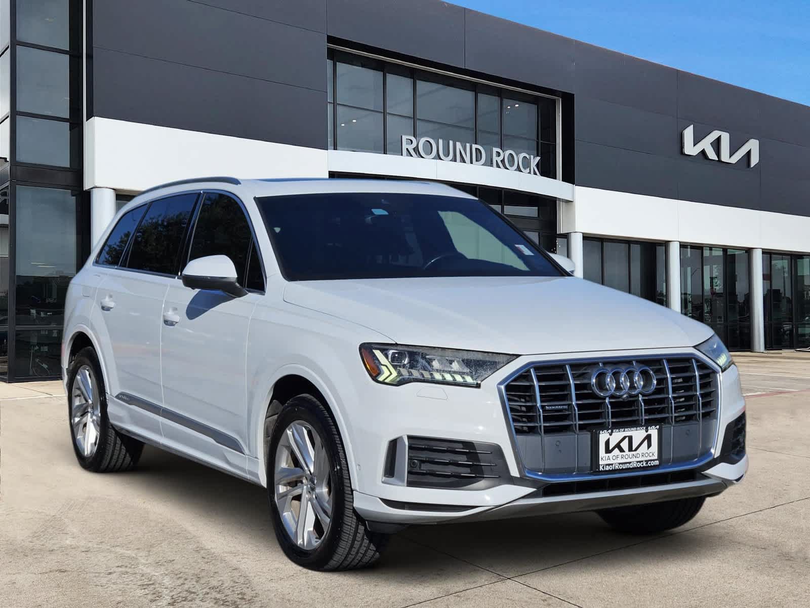 Used 2020 Audi Q7 2.0T Premium Plus w/ Premium Plus Package AWD/4WD image 3