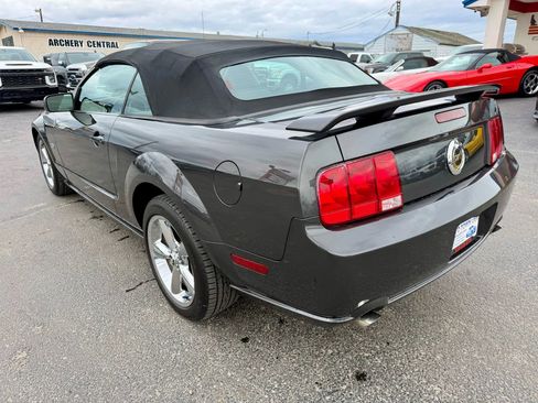 Used 2008 Ford Mustang GT image 3