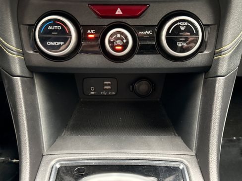 Used 2021 Subaru Crosstrek 2.5i Sport AWD/4WD image 15