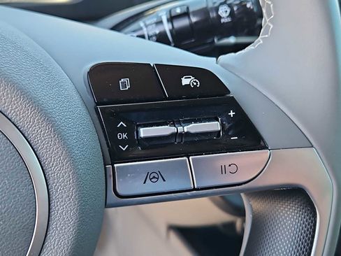 New 2025 Hyundai Elantra Sport FWD image 24