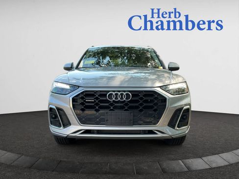 Used 2022 Audi Q5 2.0T Premium image 2
