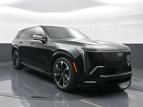 Used 2025 Cadillac Escalade IQ Sport 1 AWD/4WD image 4