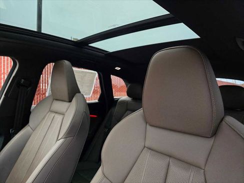 New 2025 Audi Q5 Prestige image 31