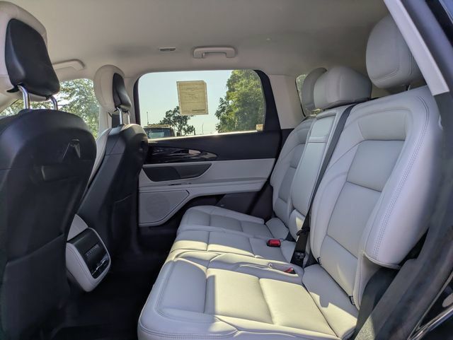 New 2026 Lincoln Nautilus Premier AWD/4WD image 14