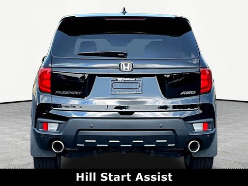 Used 2025 Honda Passport EX-L image 5