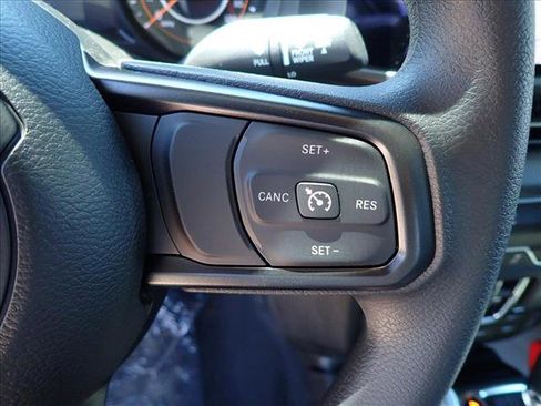 New 2025 Jeep Gladiator Sport image 13