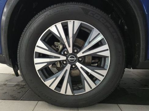 Used 2022 Nissan Rogue SV image 21