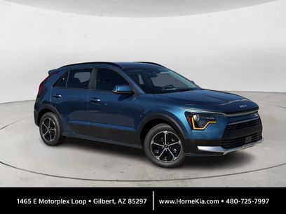 New 2025 Kia Niro EX