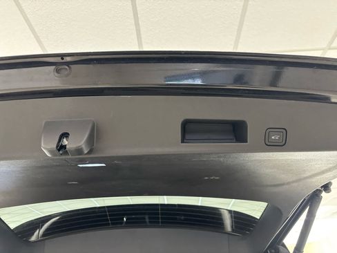 Used 2024 Chevrolet Traverse RS w/ LPO, Floor Liner Package image 13