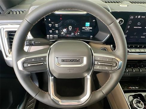 New 2026 GMC Canyon Denali image 7