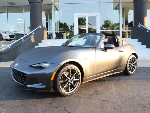 Used 2019 MAZDA MX-5 Miata RF Grand Touring w/ GT-S Package RWD image 1