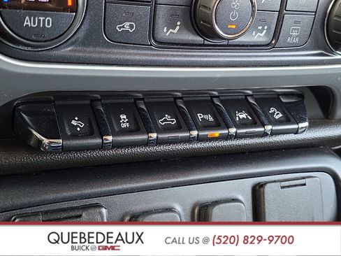 Used 2018 GMC Sierra 1500 SLT AWD/4WD image 17